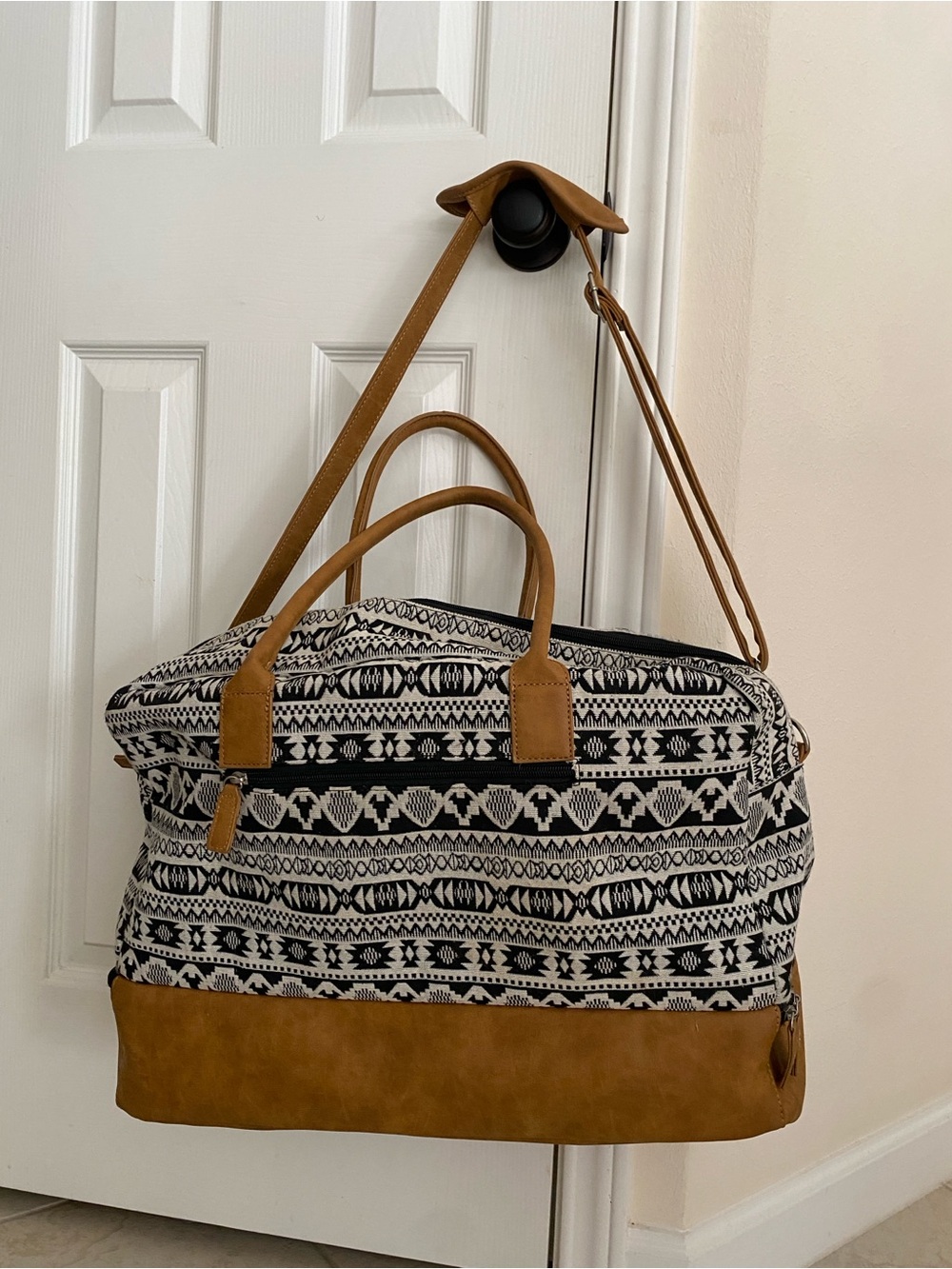 My Mealivos Aztec Southwestern Woven Weekender Vegan Duffel Bag Black White
